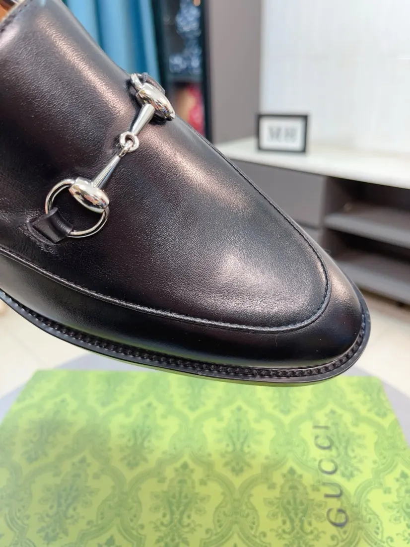 Men's Men's Shoes 💰520🌹🌹【GUCCI】The most popular classic Gucci leather shoes. Synchronized with the official website, the upper is made of Italian first-layer cowhide ➕cowhide lining, with unique brand and unique craftsmanship. Highlighting the hot style of the new year. Stop hesitating, stop wandering, get it now. Number: 38--44